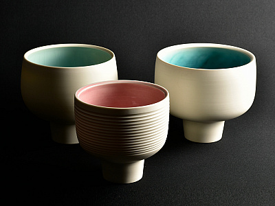 larskanter-design : 3 Bowls aus frei gedrehtem Porzellan.